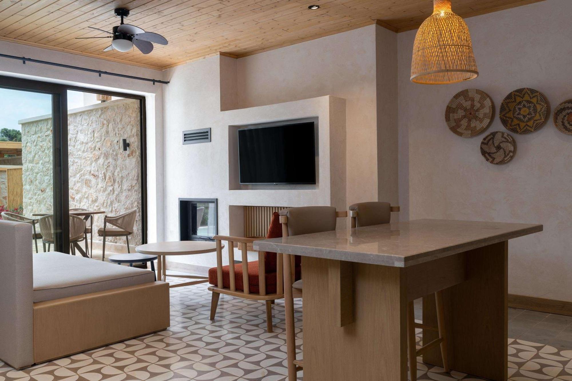 Radisson Blu Hotel, Kaş Ngoại thất bức ảnh